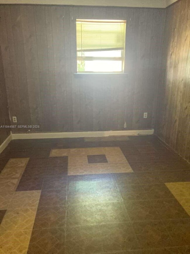 Photo - 18815 NW 33rd Ct