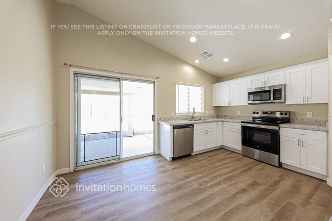 Photo - 12002 W Aster Dr