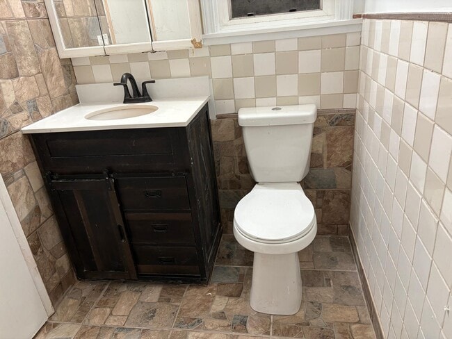 Photo - 86 Huntington Cir