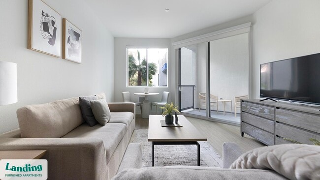 Photo - 9235 W Russell Rd Unit 301.1405067