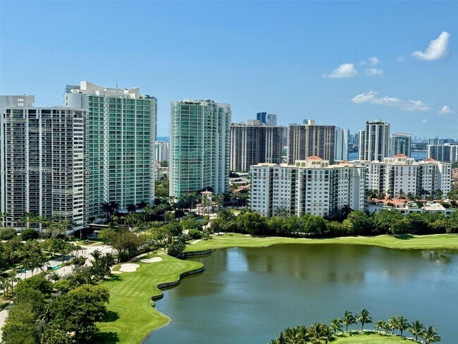Photo - 3675 N Country Club Dr Unidad 2603 Rental