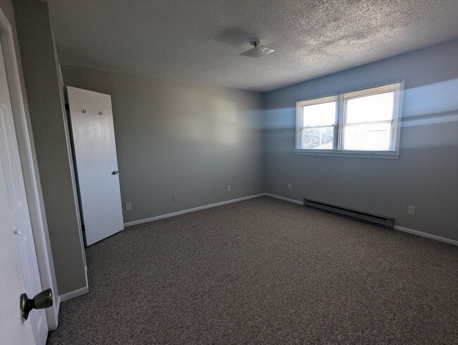 Photo - 902 N Logan St