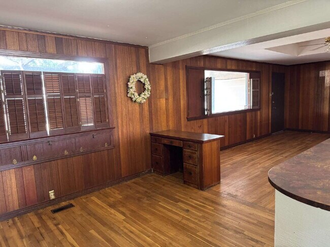 Photo - "Charming 2-Bed Home with Gleaming Hardwood Floors in Central Lubbock – 1274 Sq. Ft. of Cozy Livi...