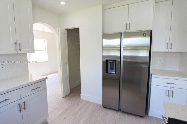 239 NW 107th Ave