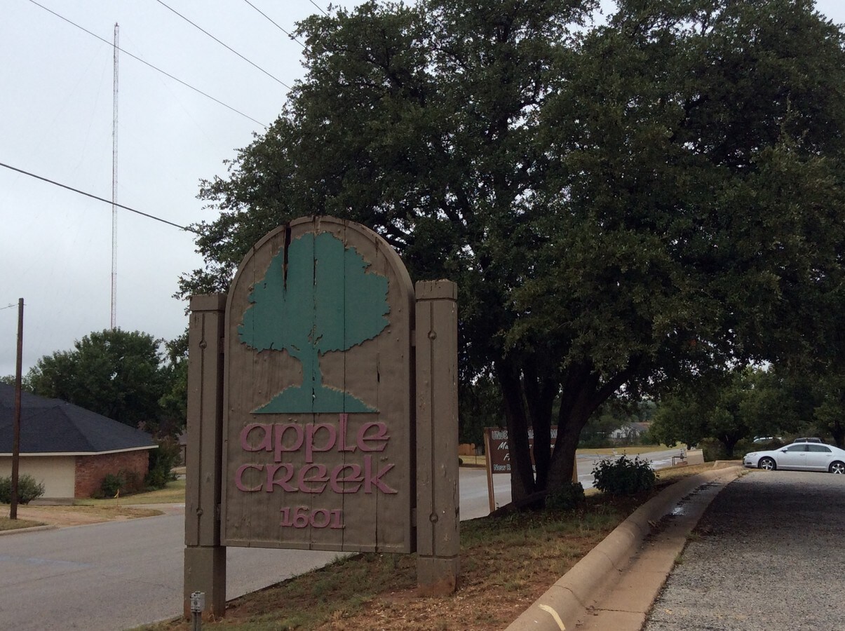 Applecreek Apartments - Applecreek Apartments