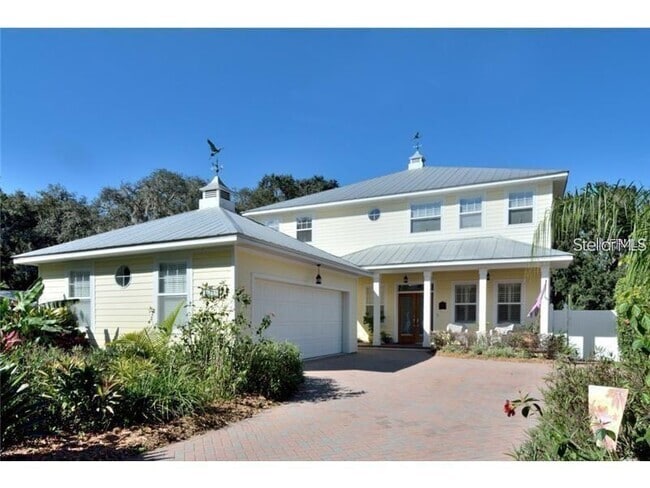 Building Photo - 11949 Riverhills Dr Rental