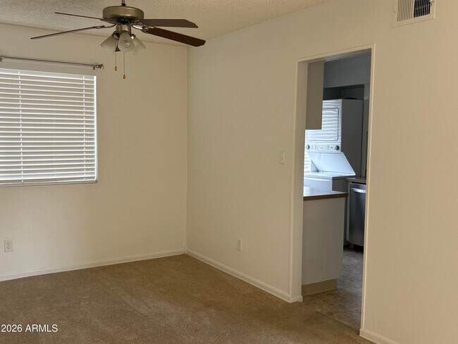 Photo - 7141 N 16th St Unidad 212