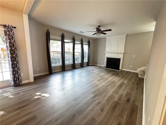 Photo - 2530 Vistoria Dr