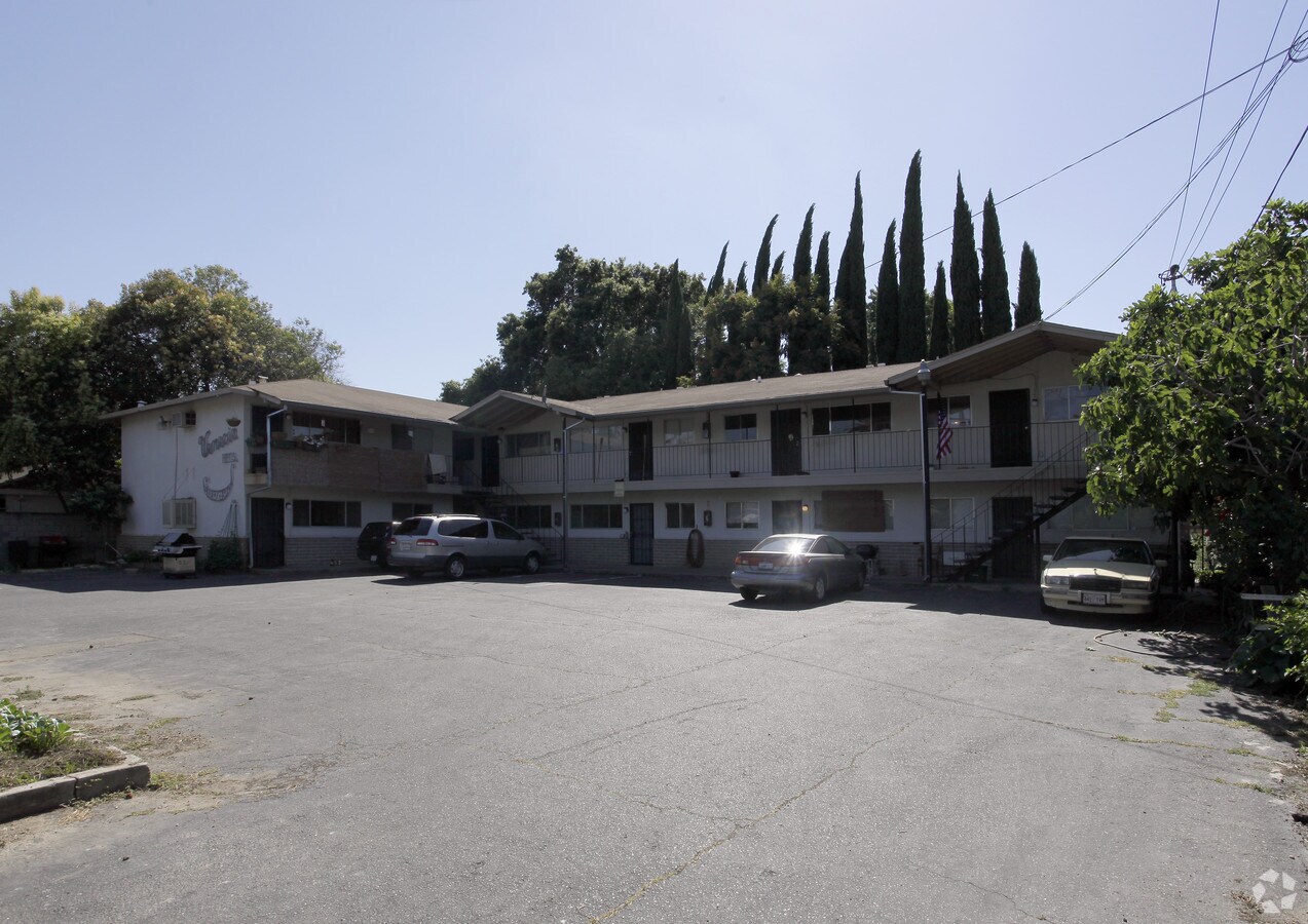 Photo - Venecia Apartments
