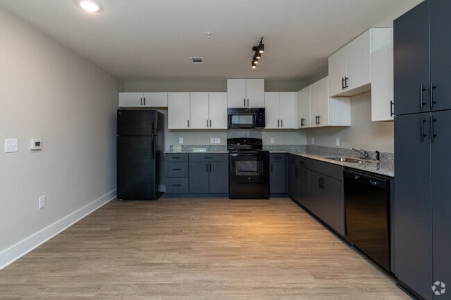 2BR, 2BA - 1,138SF - Kitchen