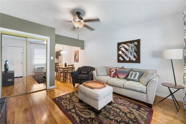 Photo - 1712 Pierce St