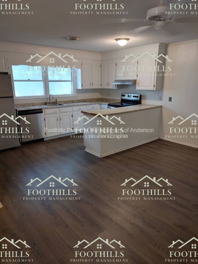 Photo - 130 Tanglewood Dr Unit A