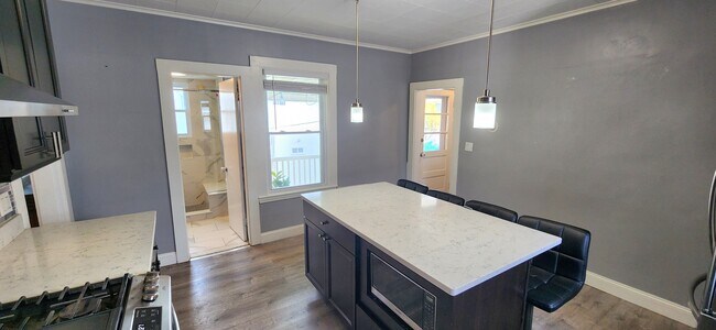 Photo - 75 Central Ave Unidad 2