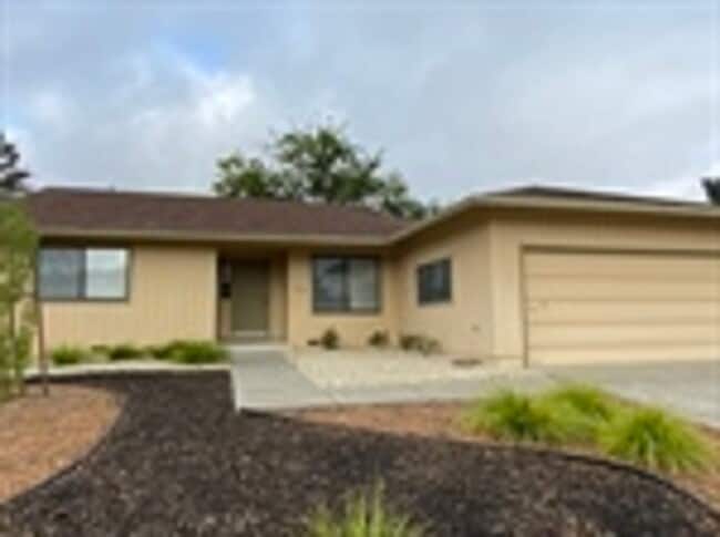 Photo - 8835 Hood Mountain Cir