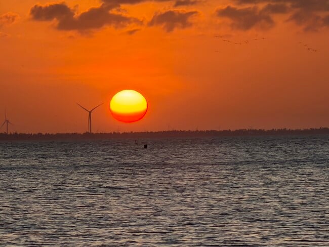 Sunset on the water - 17140 FM 344 W Unit Fisherman’s Delight on Lake Palestine
