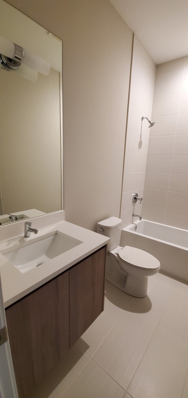 Photo - 1741 N Western Ave Unit 1