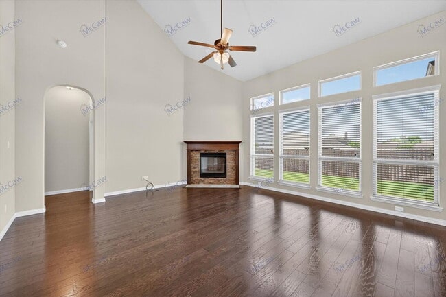Photo - 409 Rossville Dr