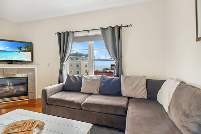 Photo - 15 K St Unit FL4-ID1333620P