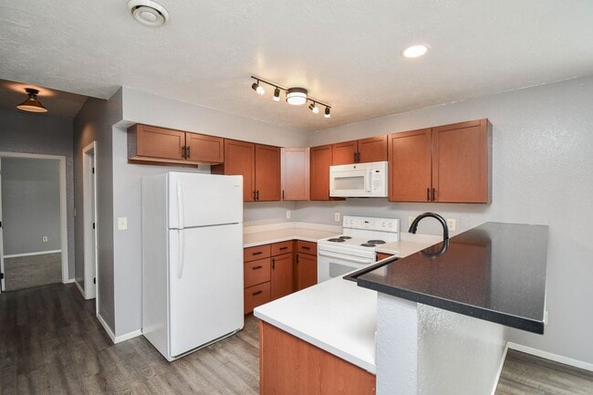 Photo - 1602 S Campbell Trail