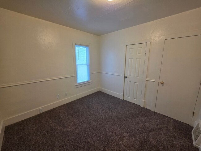 Photo - 216 S Mason St