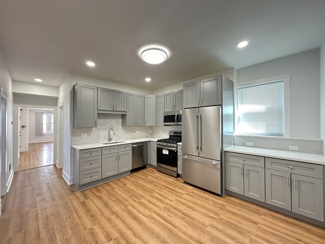 Photo - 3713 W Belmont Ave Apartments Unit J08P