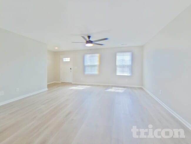 Photo - 656 McCormick Ln