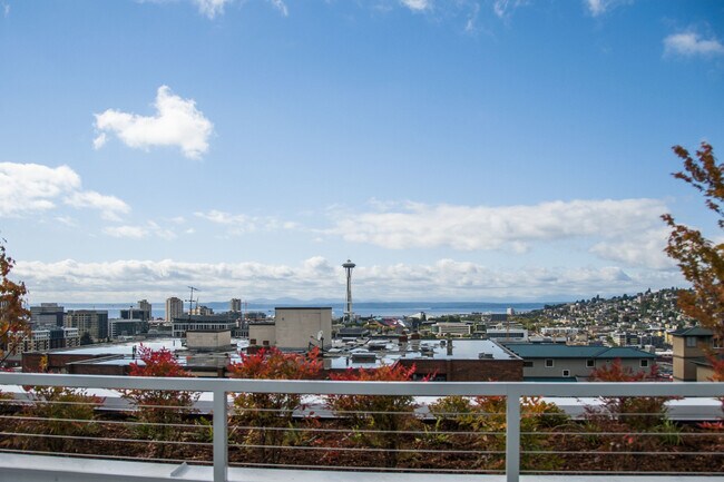 Photo - The Local 418