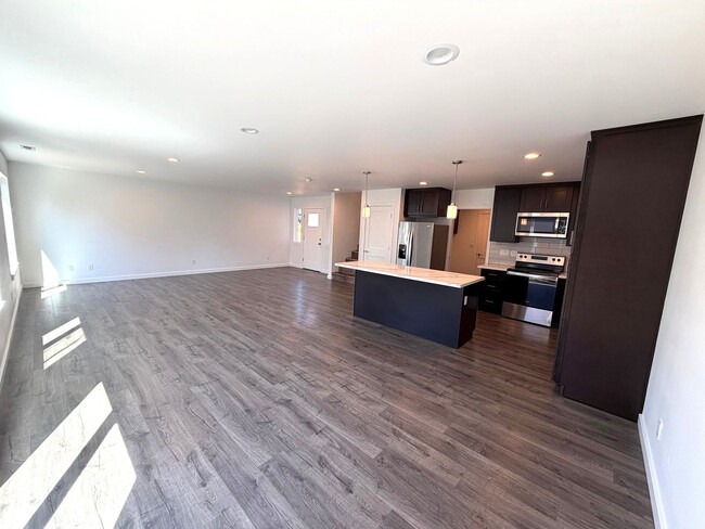Photo - 1130 131st St SE Unit B