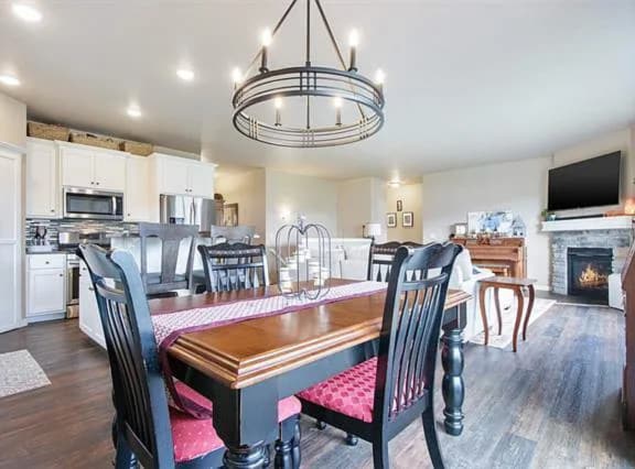 Photo - 3641 Tulip Trl