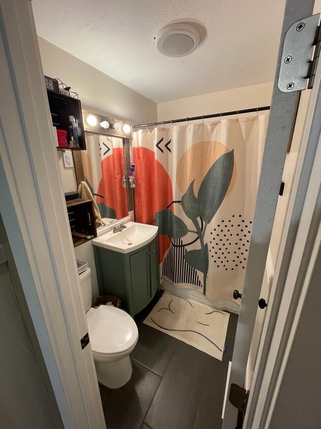 Photo - 1056 N Madison Ave