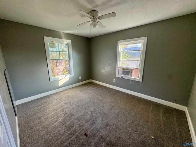 Photo - 514 Browns Ferry St