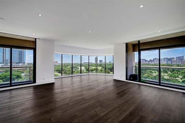 Photo - 1701 Hermann Dr Condo Unit 8F