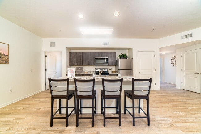 The Seasons Apartments Tucson