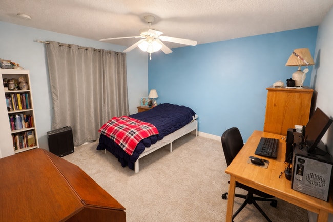 Photo - 2147 Auburn Lakes Dr