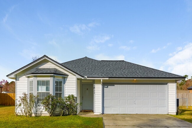 Building Photo - 1811 Sheraton Lakes Cir