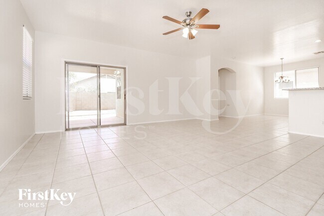 Photo - 12745 W Glenrosa Dr