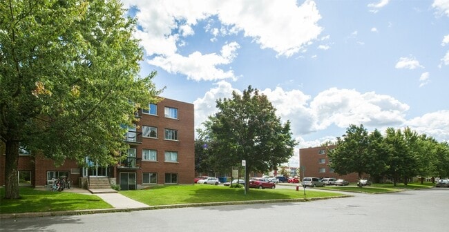 Building Photo - 147 Rue Alexis-Carrel