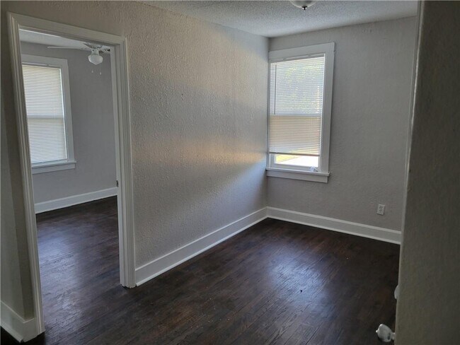 145 Topping Ave Unit 2S