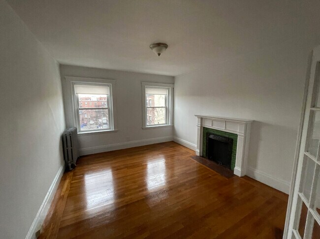 Photo - 34 Medfield St Unit 5