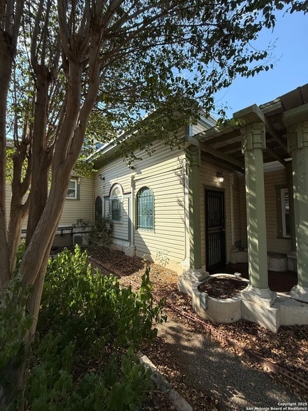 Photo - 437 W Magnolia Ave