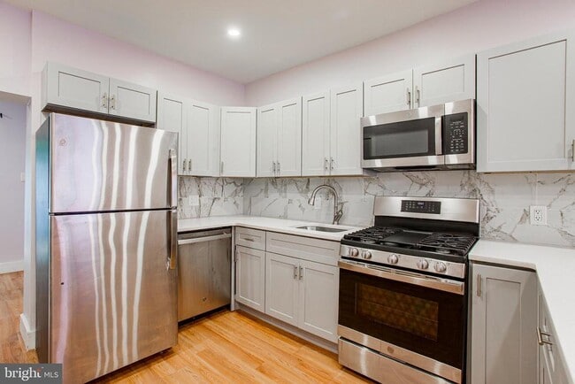 Photo - 1317 N Myrtlewood St