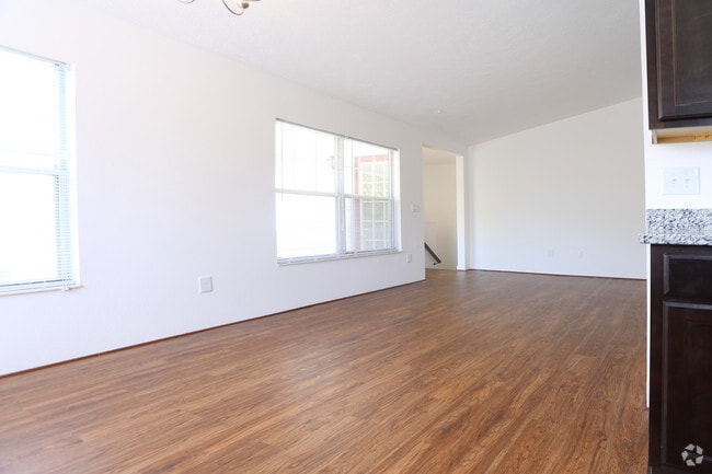 Photo - Southridge Apartments