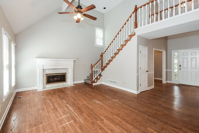 Photo - 1798 Poinsettia Dr