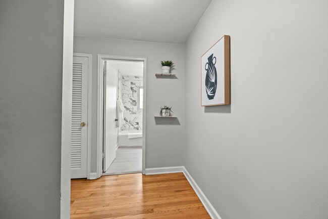 Photo - 1744 E Broad St