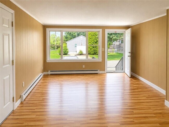26 Durkin Dr
