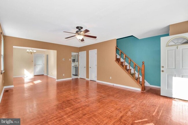 Photo - 1466 Bluejay Rd