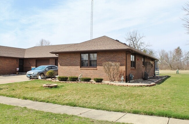 Photo - 303 Carriage Dr Apartments Unit 303
