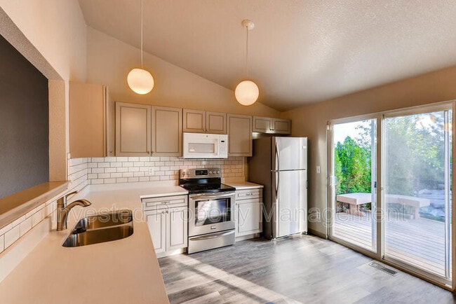 Photo - 12853 Capital Crk St