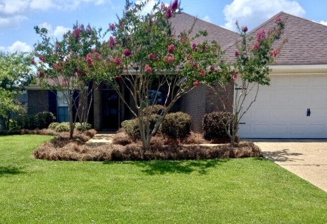 Photo - 109 Millhouse Drive