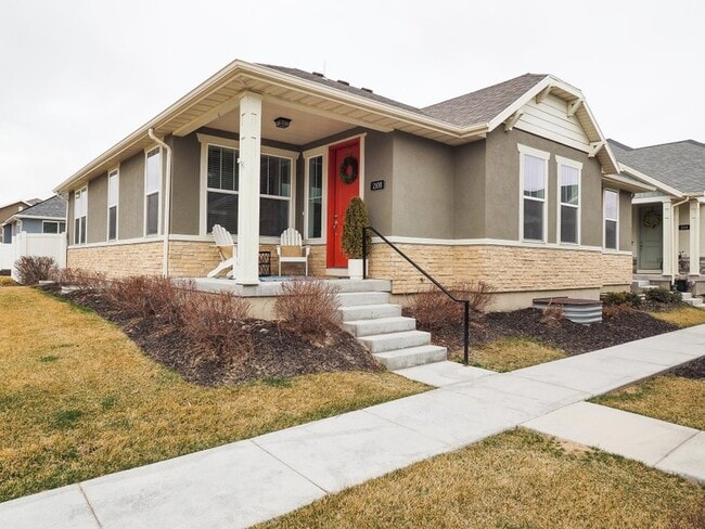 Photo - 2108 Kimber Ln